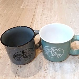Set of 2 Bass Pro Shops Speckled Mugs